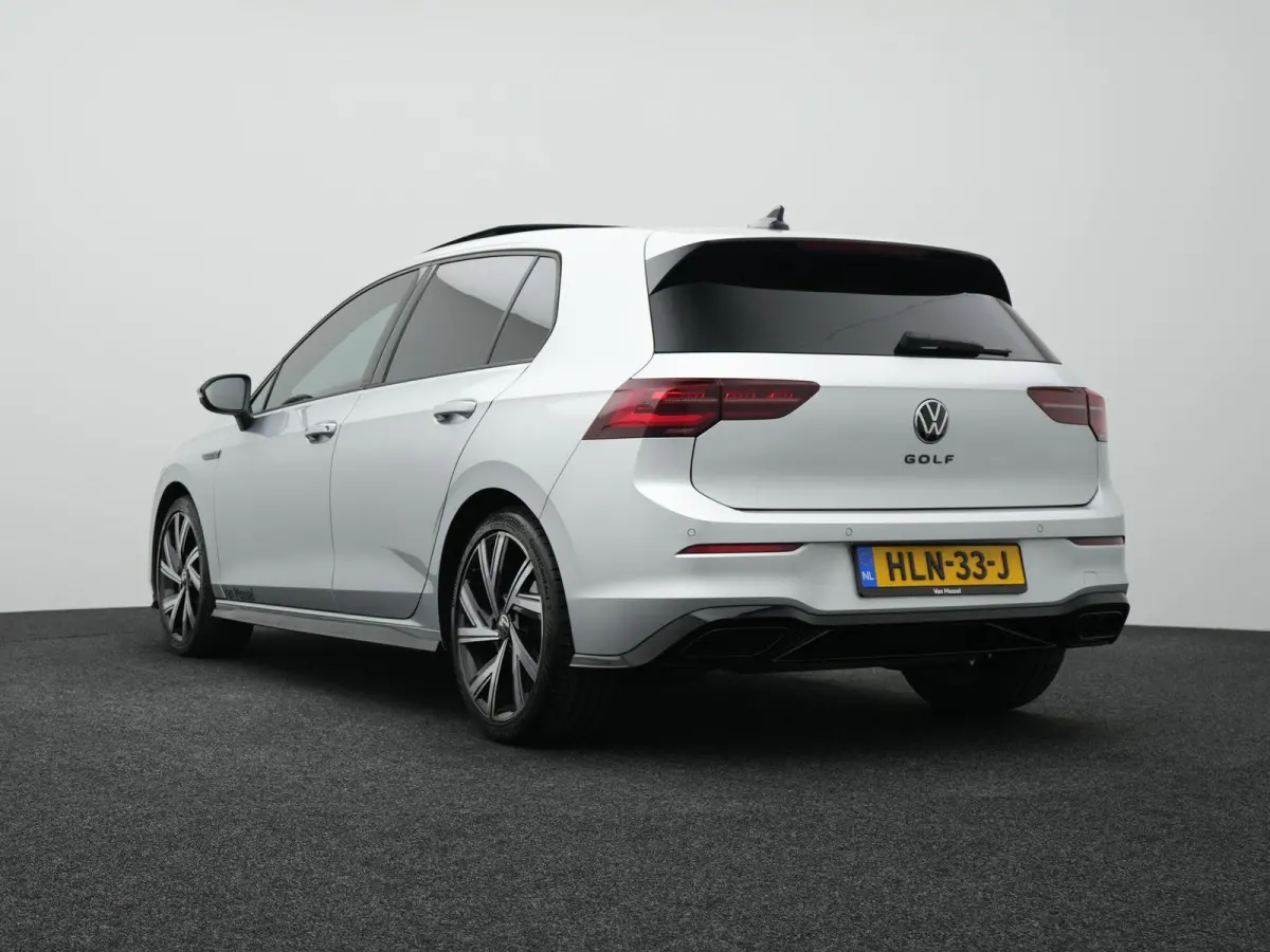 1.5 eTSI R-Line Business | IQ Matrix | Apple Carplay/Android Auto | Panorama dak | Black Style | Sfeerverlichting |