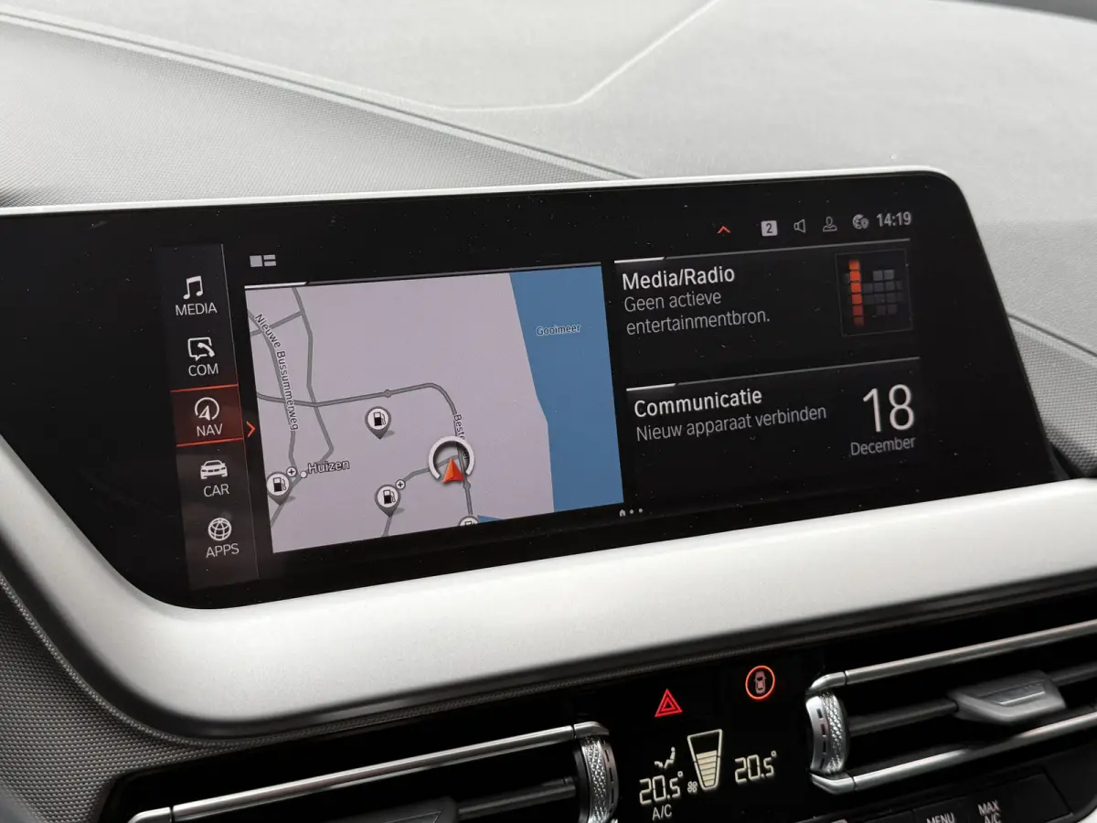 116i Business Edition | Zwarte grill | Apple Carplay | DAB+ | PDC V+A
