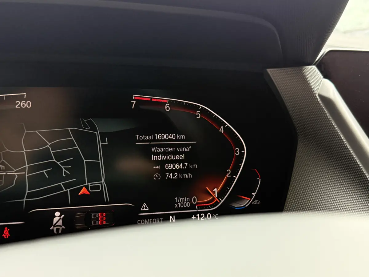 116i Business Edition | Zwarte grill | Apple Carplay | DAB+ | PDC V+A