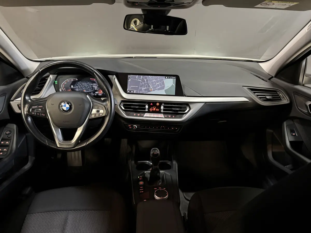 116i Business Edition | Zwarte grill | Apple Carplay | DAB+ | PDC V+A