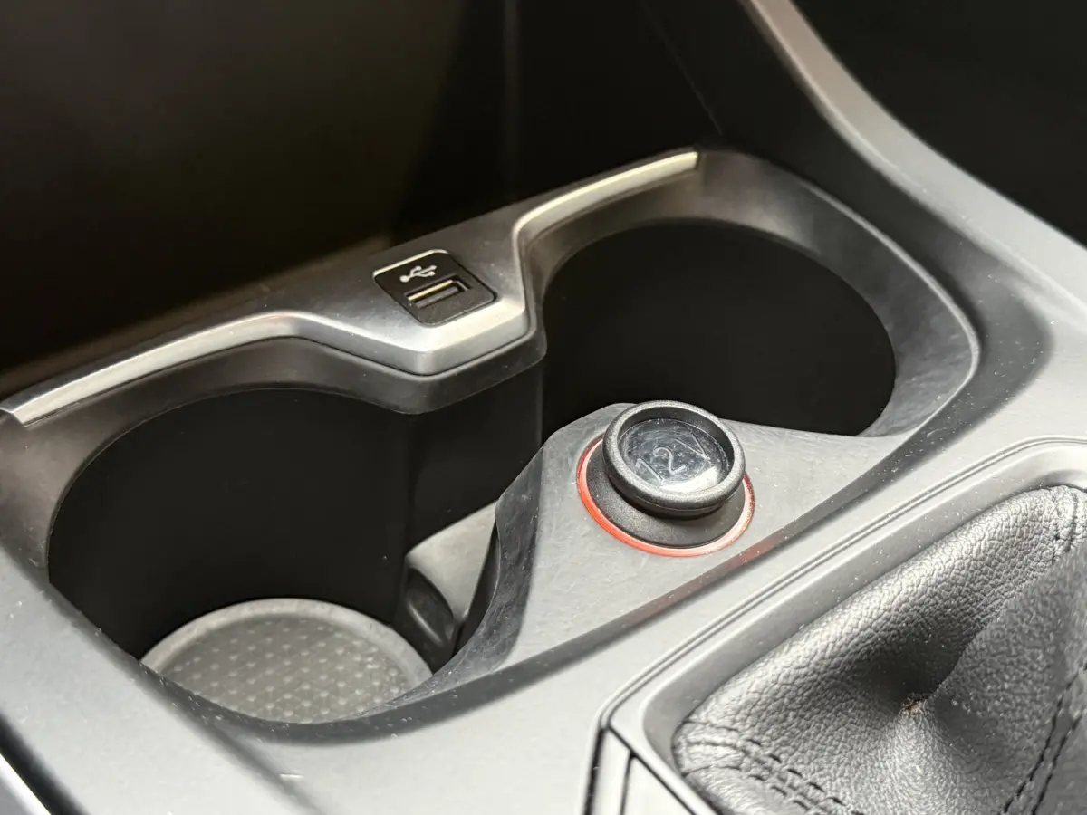 116i Business Edition | Zwarte grill | Apple Carplay | DAB+ | PDC V+A
