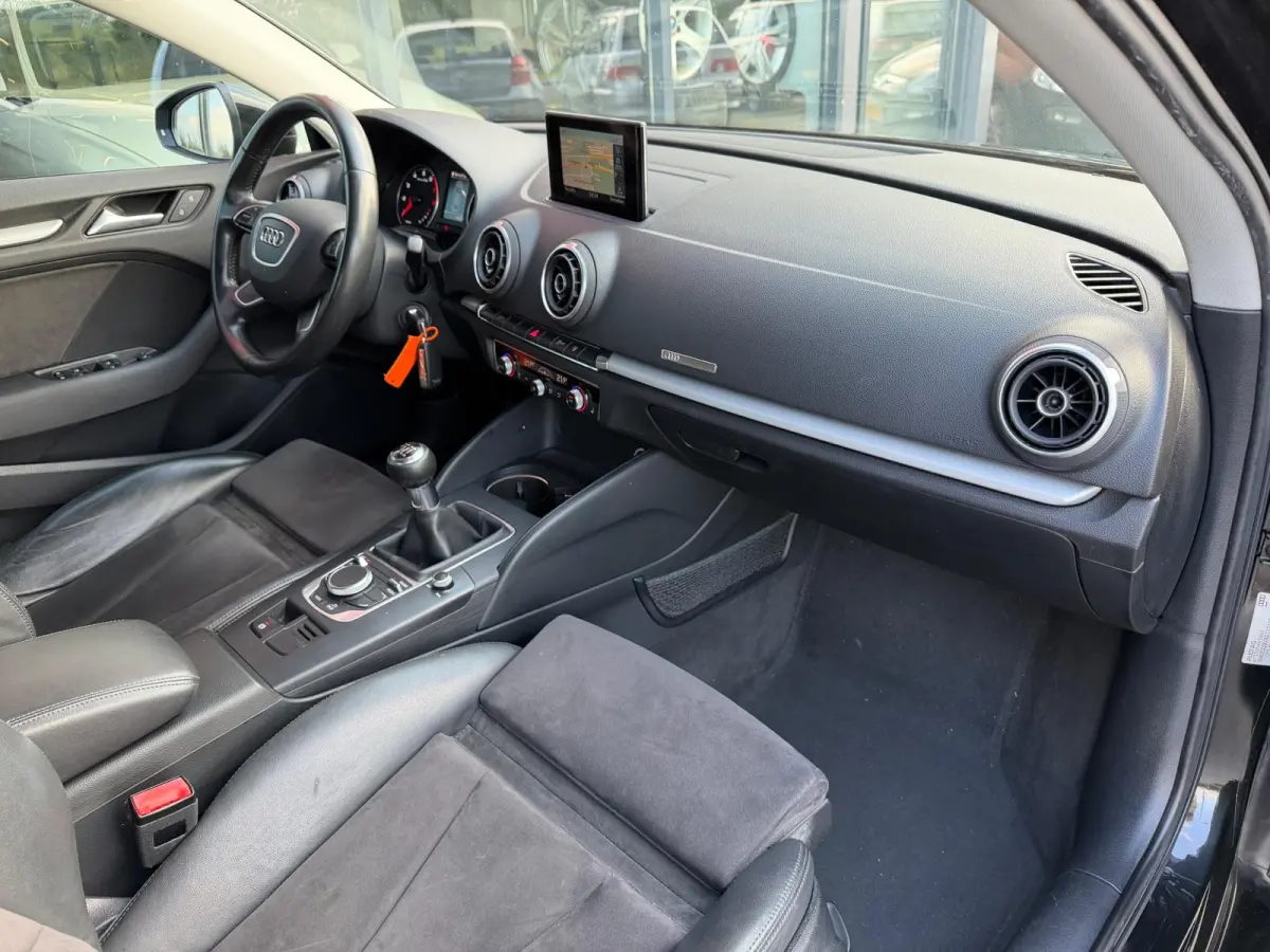 1.4 TFSI Pro Line + Alcantara Leder Xenon