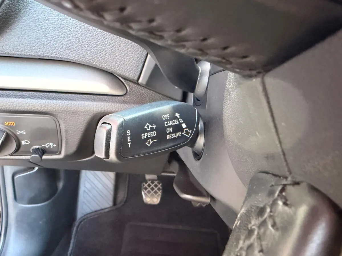 1.4 TFSI Pro Line + Alcantara Leder Xenon