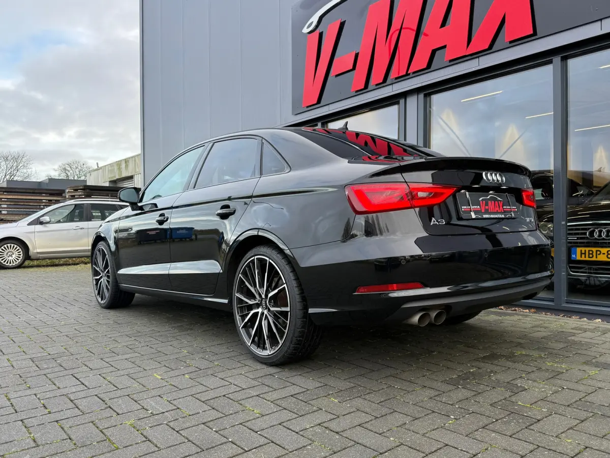 1.4 TFSI Pro Line + Alcantara Leder Xenon
