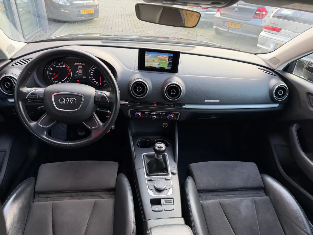 1.4 TFSI Pro Line + Alcantara Leder Xenon