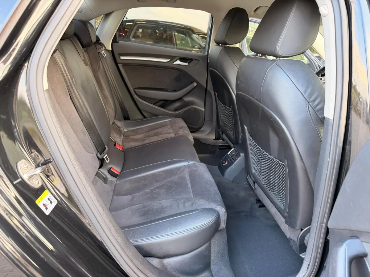 1.4 TFSI Pro Line + Alcantara Leder Xenon
