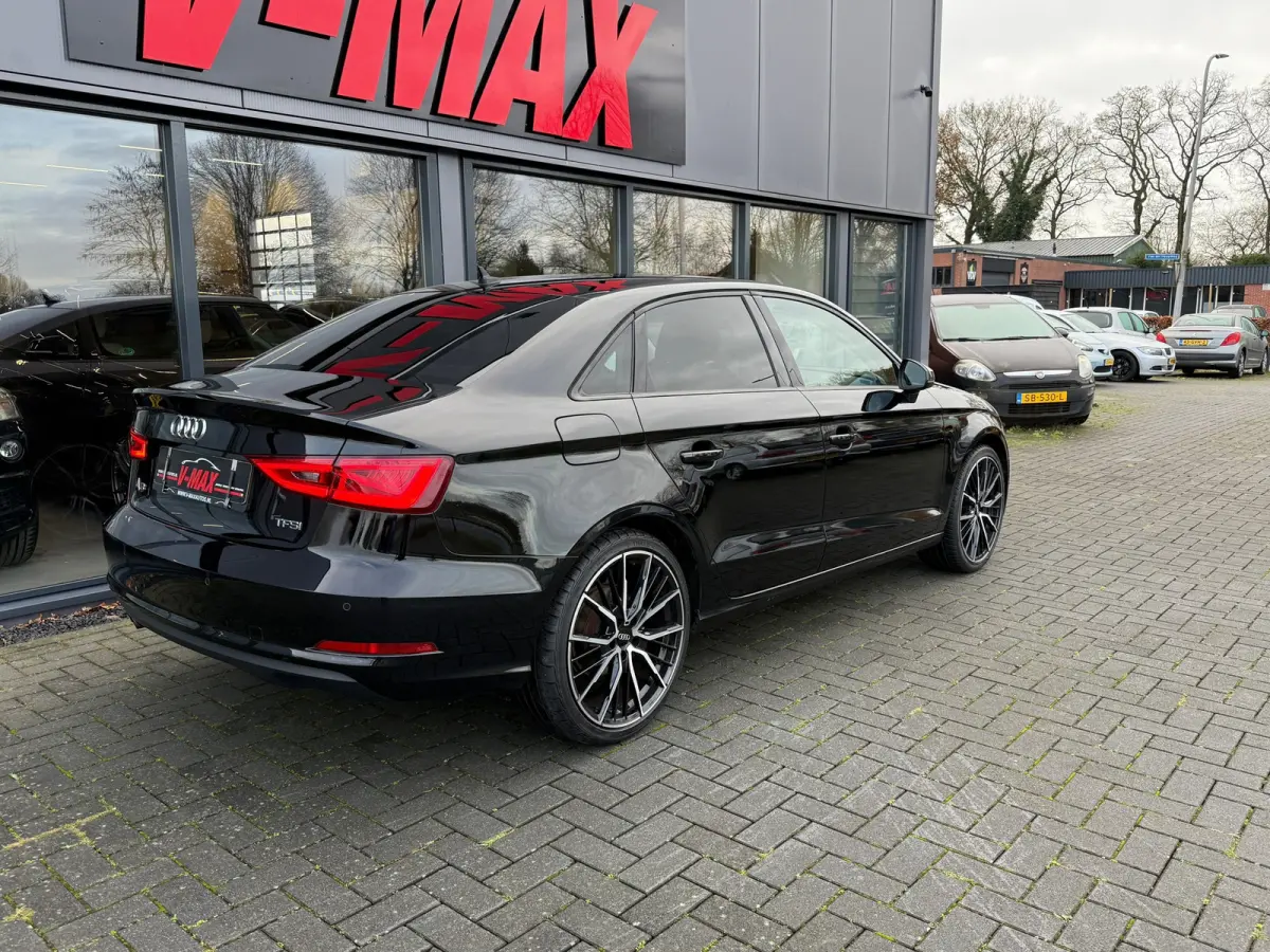 1.4 TFSI Pro Line + Alcantara Leder Xenon