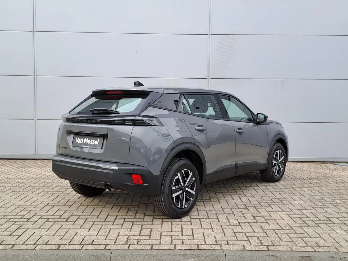 1.2 PureTech 100 Active |  Navigatie | Apple Carplay/Android Auto | Parkeersensoren | Airco | Camera |
