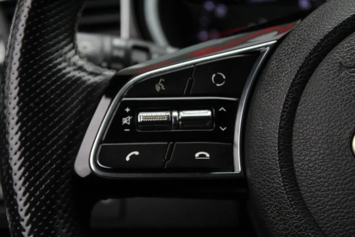 1.0 T-GDI GT-Line Panorama