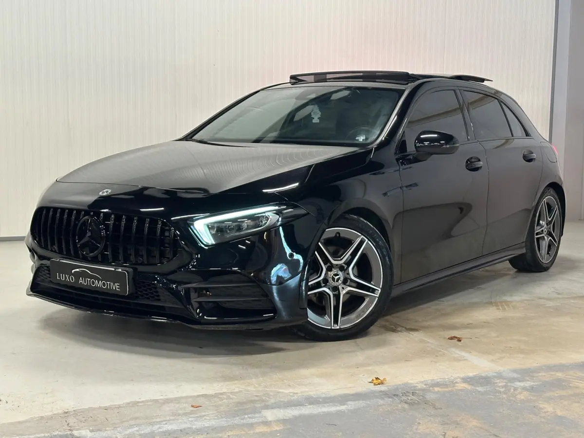 200 AMG Line | PANO | NIGHT | CAMERA | AMBIANCE