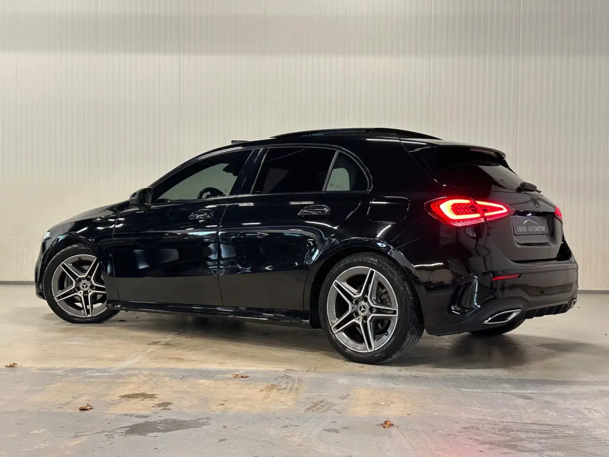 200 AMG Line | PANO | NIGHT | CAMERA | AMBIANCE