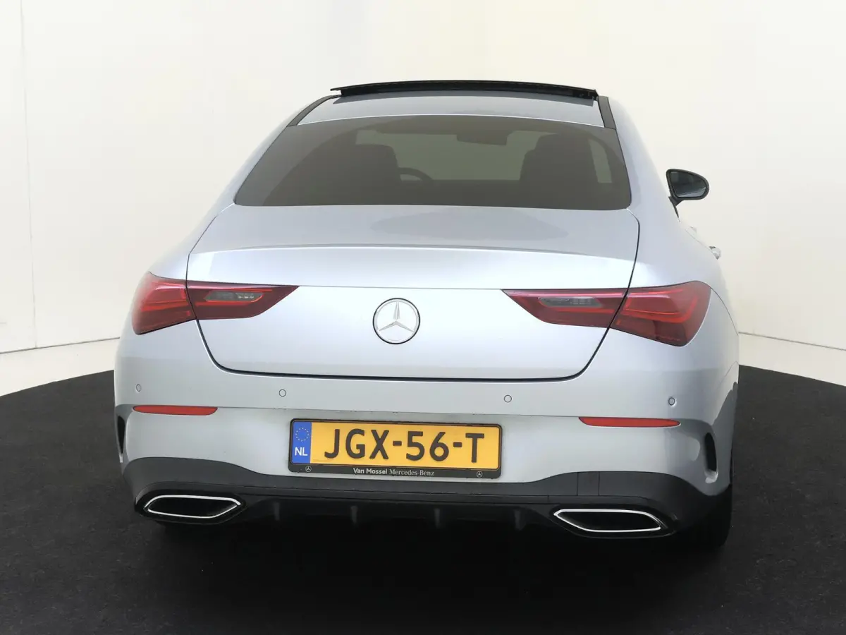 180 Business Solution AMG / Panoramadak/ Night/ 19 inch