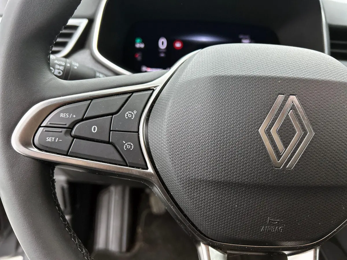 1.0 TCe 90 GPF techno PRIVATE LEASE vanaf € 434 pm*