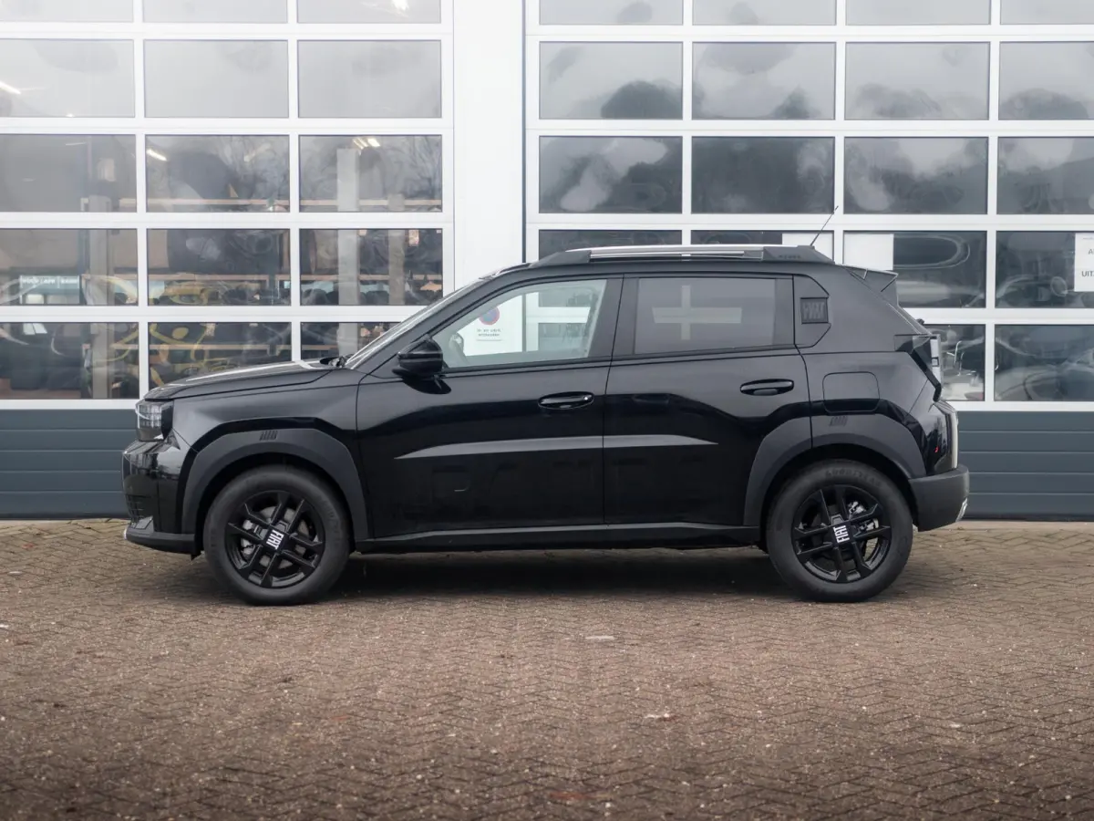 1.2 Hybrid Edizione Nero | Automaat | PDC | Airco | Apple Carplay | Cruise | Pack Style