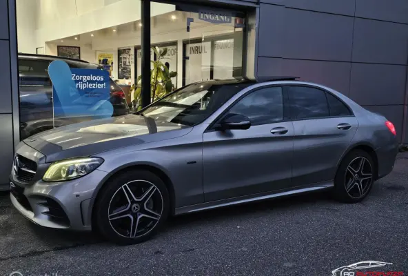 300 de AMG Panorama/Camera/MOTOR TIKT