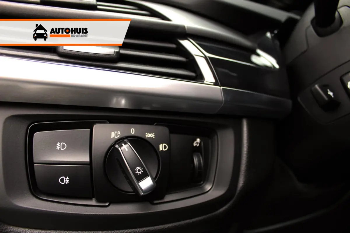 XDrive35i Aut. High Executive Head-up, Soft-Close, LED