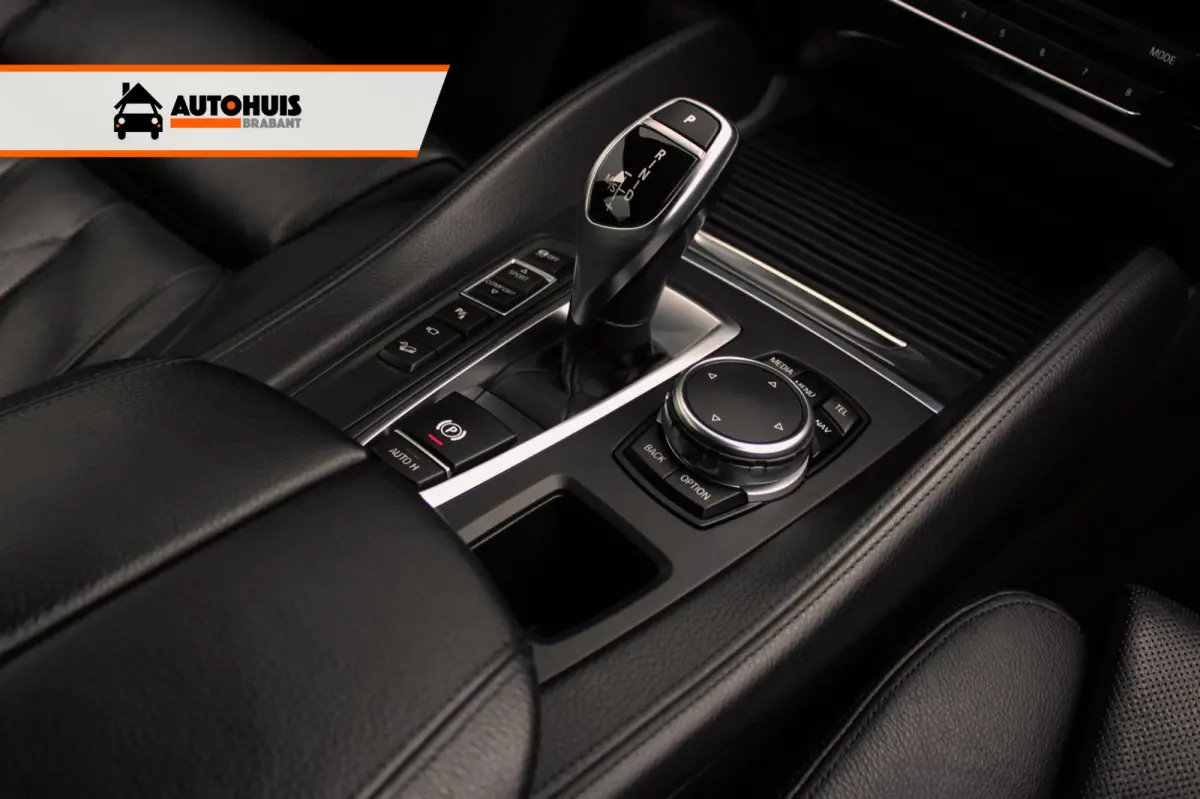 XDrive35i Aut. High Executive Head-up, Soft-Close, LED