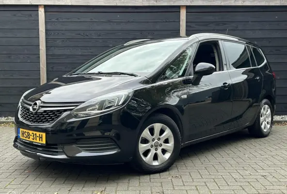 1.4 Turbo 120 PK Online Edition 7pers. / Clima / FM nav / 114.667 KM / 1e eig.