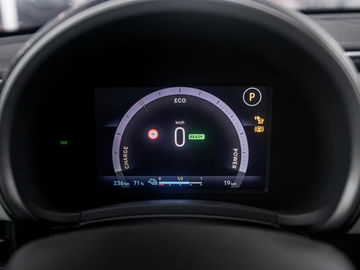 La Prima 54 kWh | 17% Bijtelling | Carplay | Elek. Stoel | Stoelverwarming | Keyless | LED | Clima