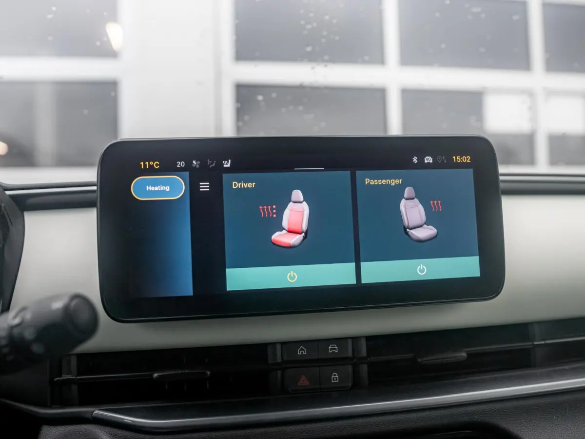 La Prima 54 kWh | 17% Bijtelling | Carplay | Elek. Stoel | Stoelverwarming | Keyless | LED | Clima