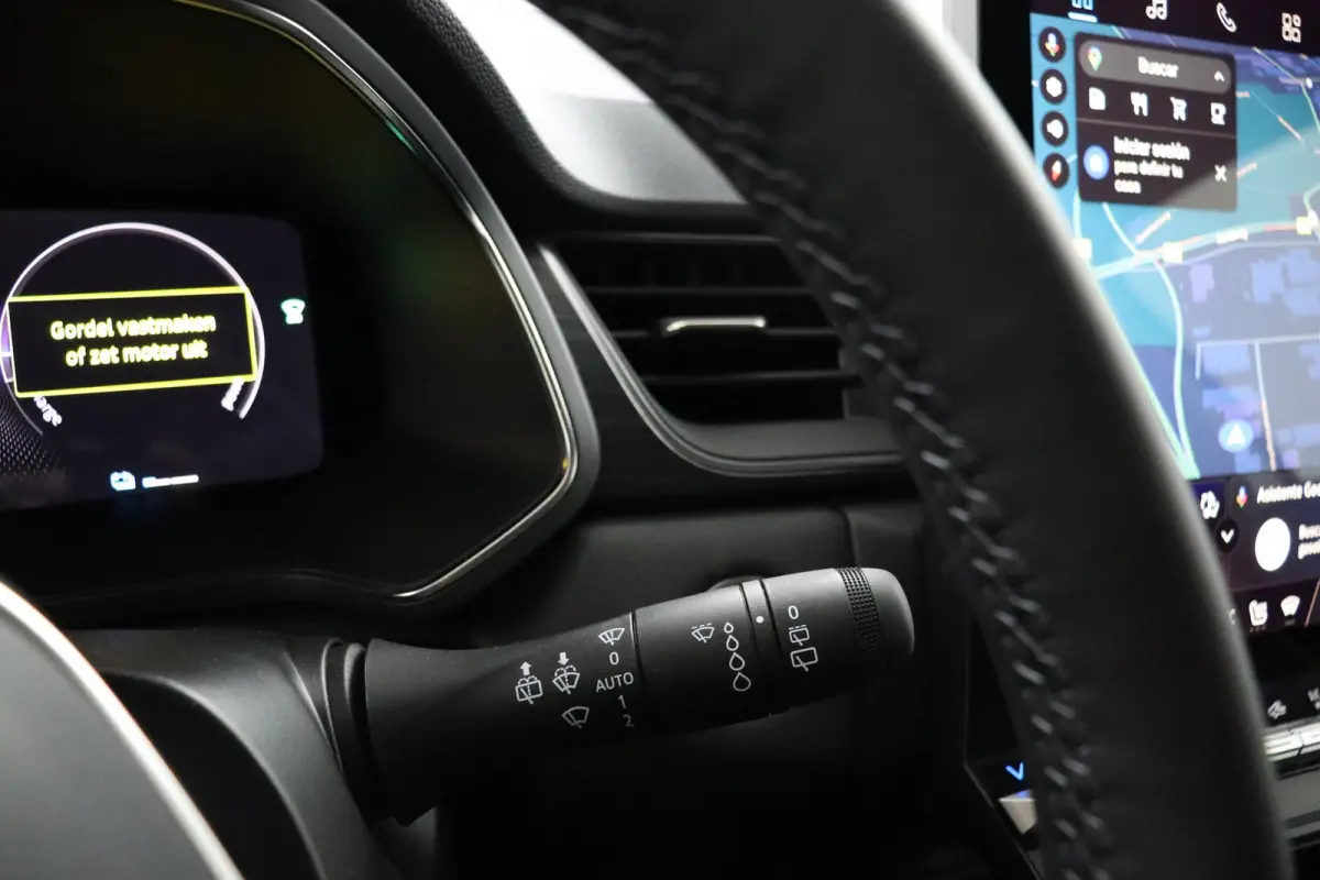 1.8 HEV Instyle | 360º Camera | Adaptive Cruise Control | Bekleding Leder | Climate Control | Elektrische Kofferklep | Elektrische Stoelen | Google Navigatie | Panoramadak | Stoel- en Stuur
