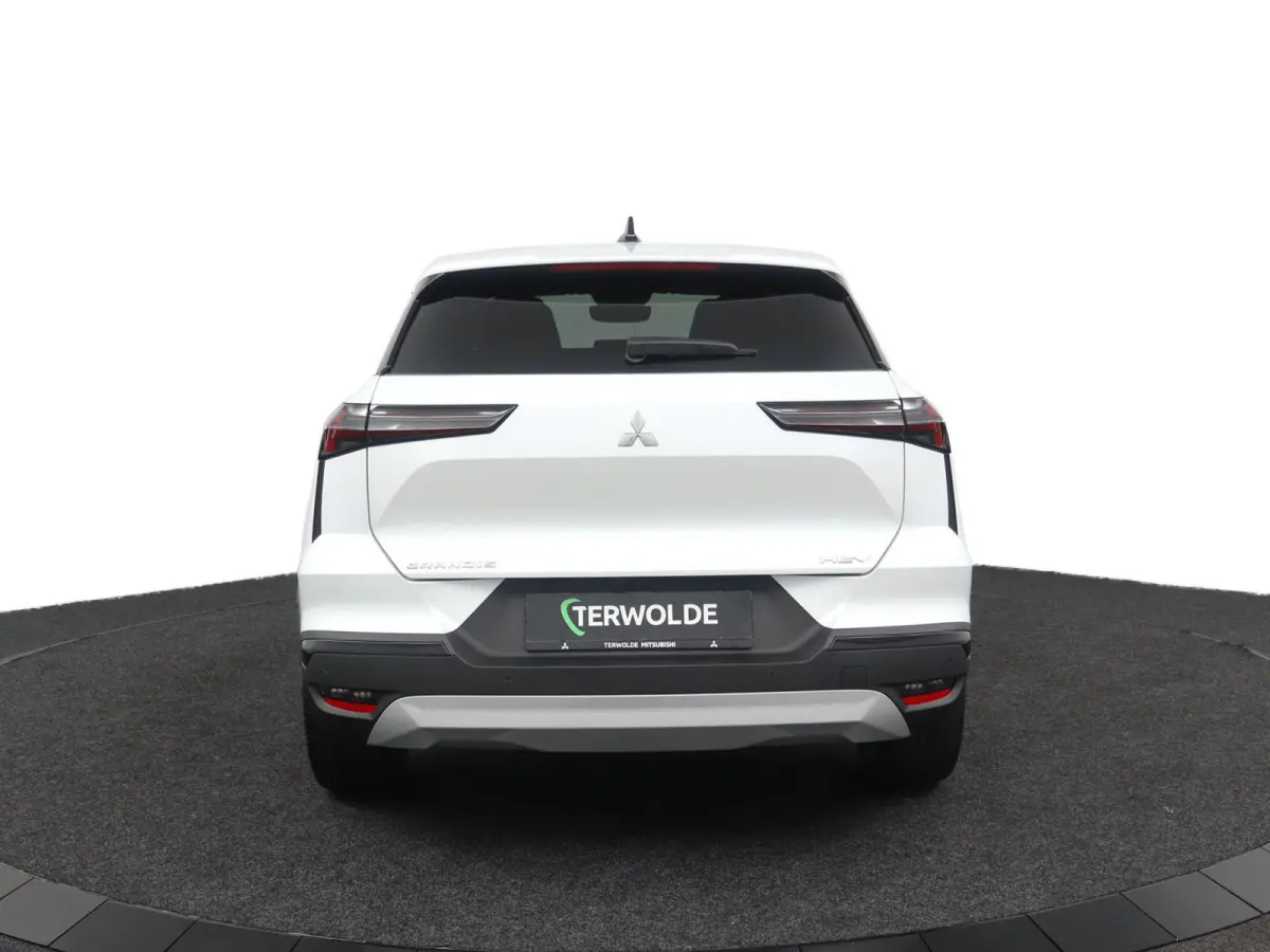 1.8 HEV Instyle | 360º Camera | Adaptive Cruise Control | Bekleding Leder | Climate Control | Elektrische Kofferklep | Elektrische Stoelen | Google Navigatie | Panoramadak | Stoel- en Stuur