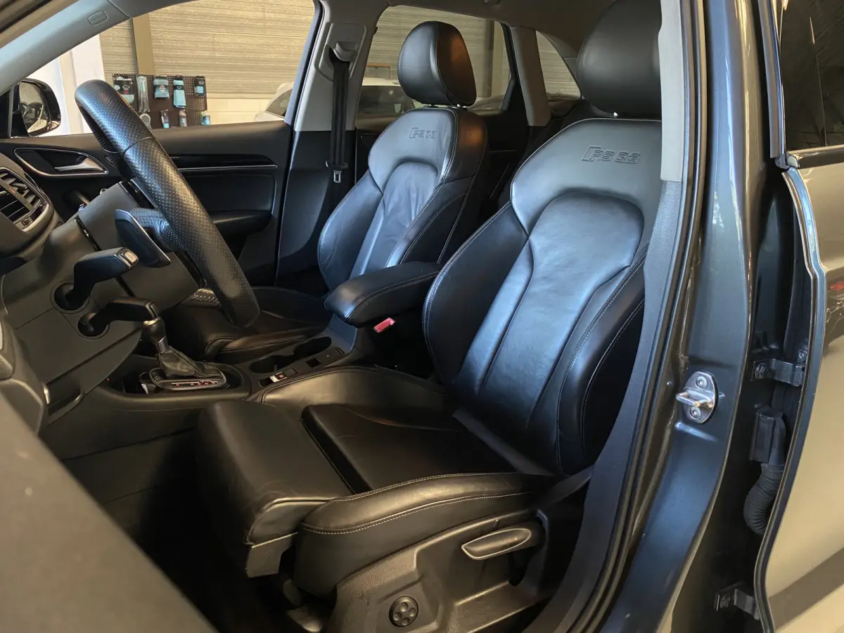 2.5 TFSI RS Q3 quattro Pro Line Plus Leder, Navi, Cruise, 340 PK