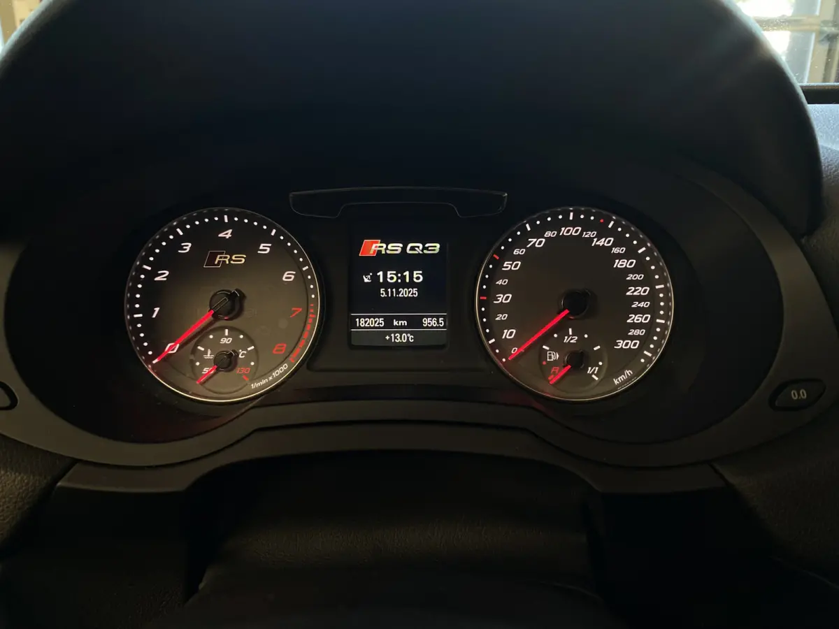 2.5 TFSI RS Q3 quattro Pro Line Plus Leder, Navi, Cruise, 340 PK