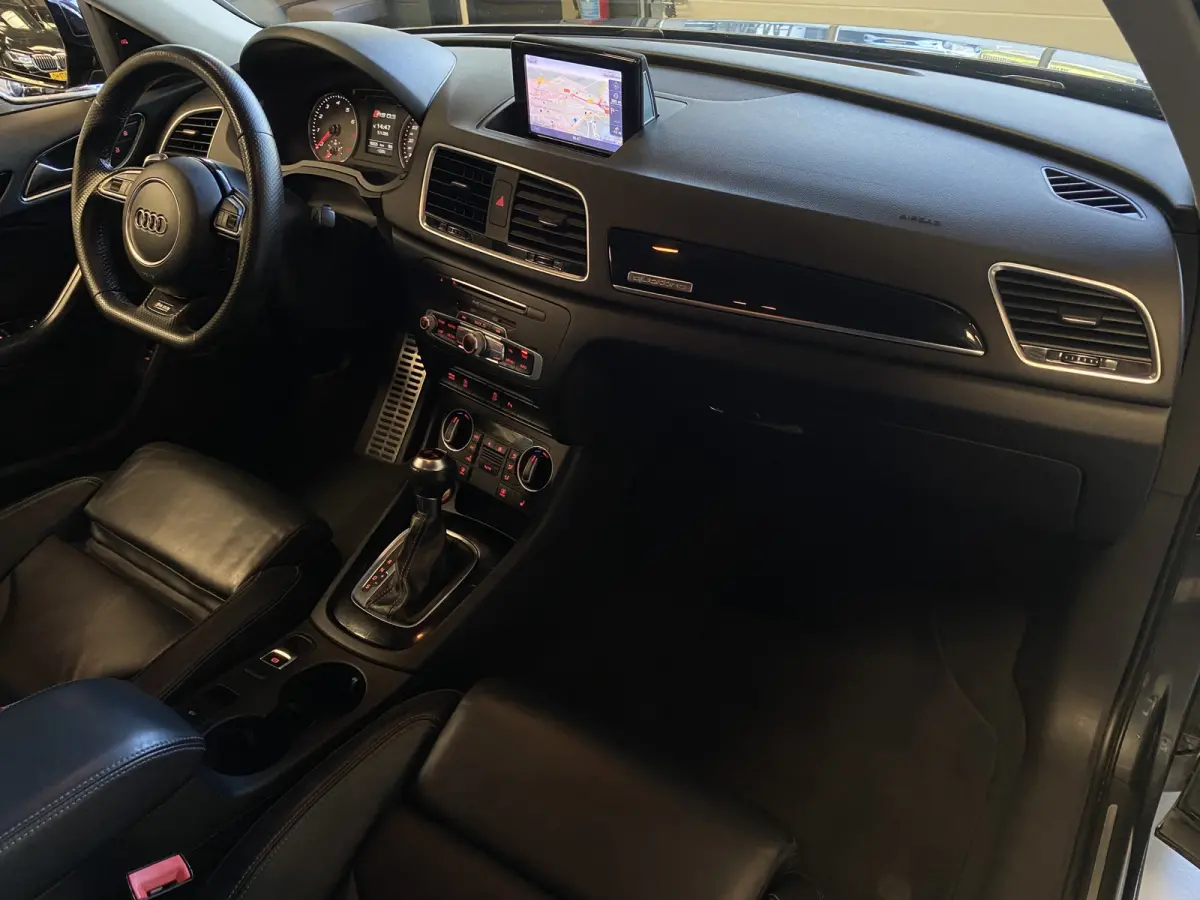 2.5 TFSI RS Q3 quattro Pro Line Plus Leder, Navi, Cruise, 340 PK