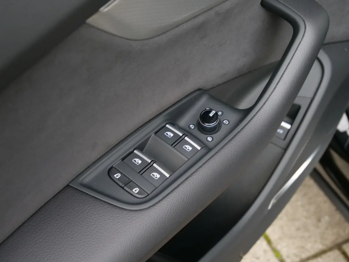 4.0 TFSI SQ8 Quattro 507 Pk Navi / DAB / Camera / Luchtvering