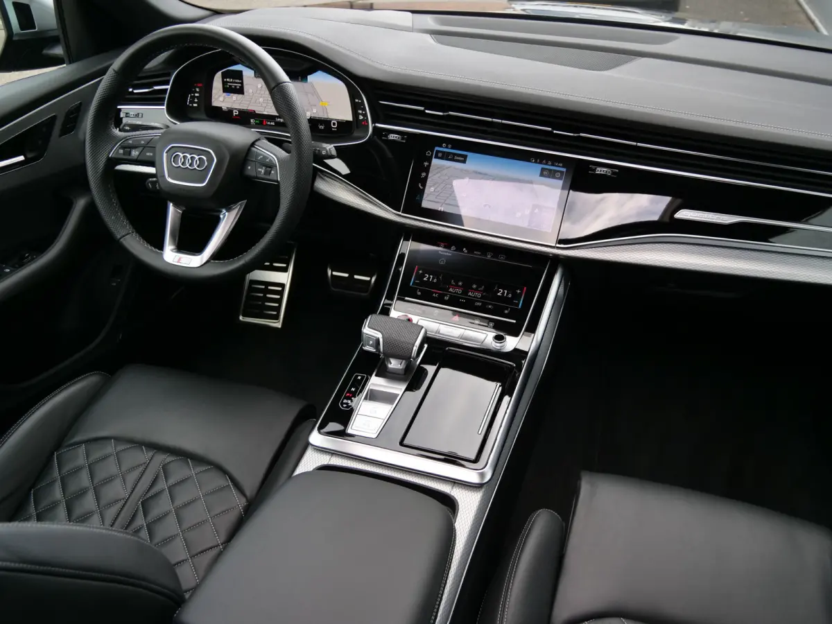 4.0 TFSI SQ8 Quattro 507 Pk Navi / DAB / Camera / Luchtvering