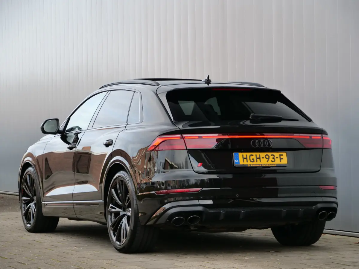 4.0 TFSI SQ8 Quattro 507 Pk Navi / DAB / Camera / Luchtvering