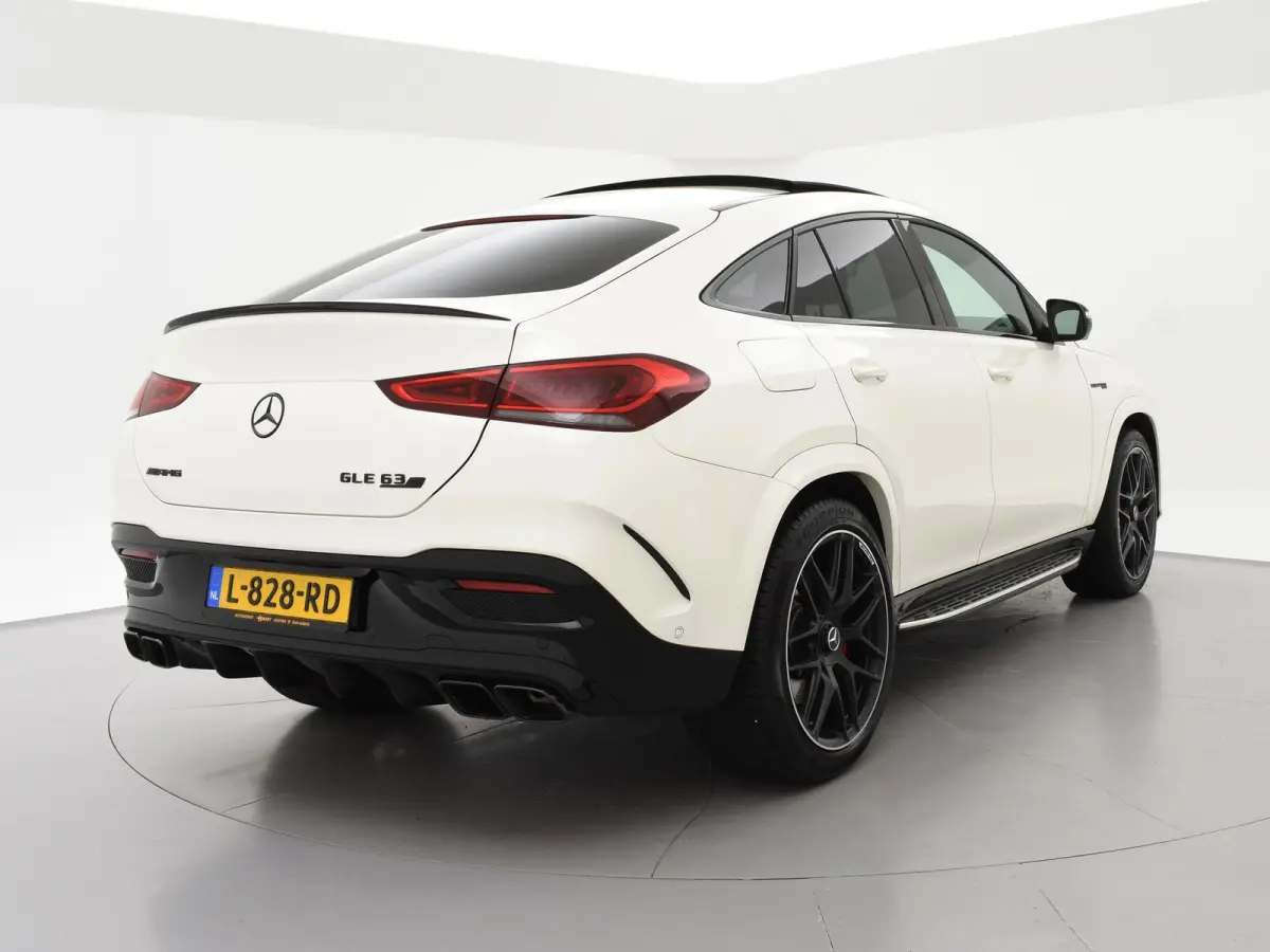 AMG 63 S 4MATIC+ 612 PK + EXCLUSIEF LEDER PANORAMA | 360 CAMERA | SPORTUITLAAT | BURMESTER