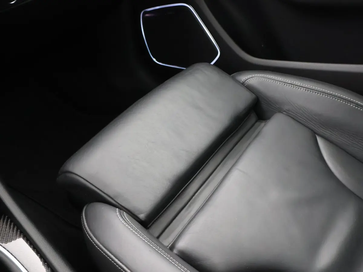 RS 2.5 TFSI RS Q3 310 PK QUATTRO + PANORAMA / BOSE / CARBON / 20 INCH / LEDER