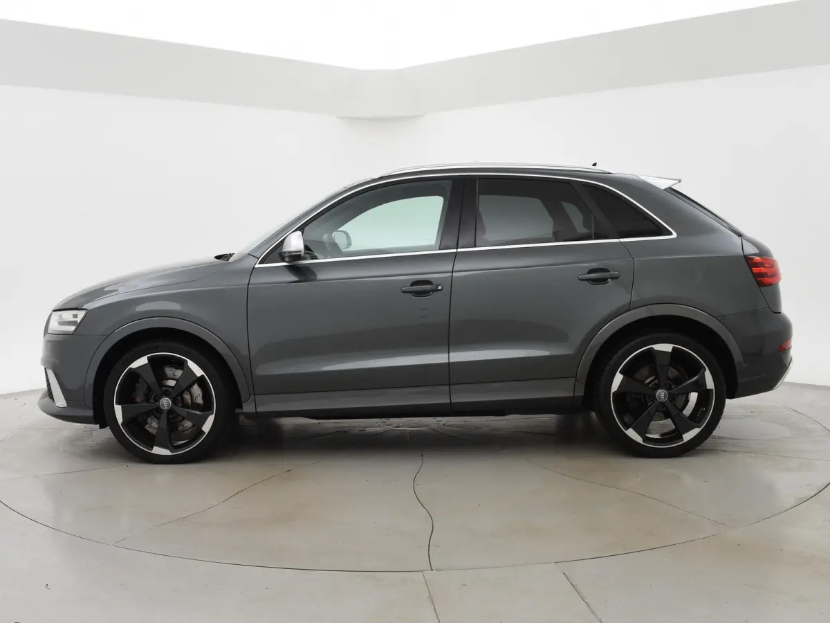 RS 2.5 TFSI RS Q3 310 PK QUATTRO + PANORAMA / BOSE / CARBON / 20 INCH / LEDER