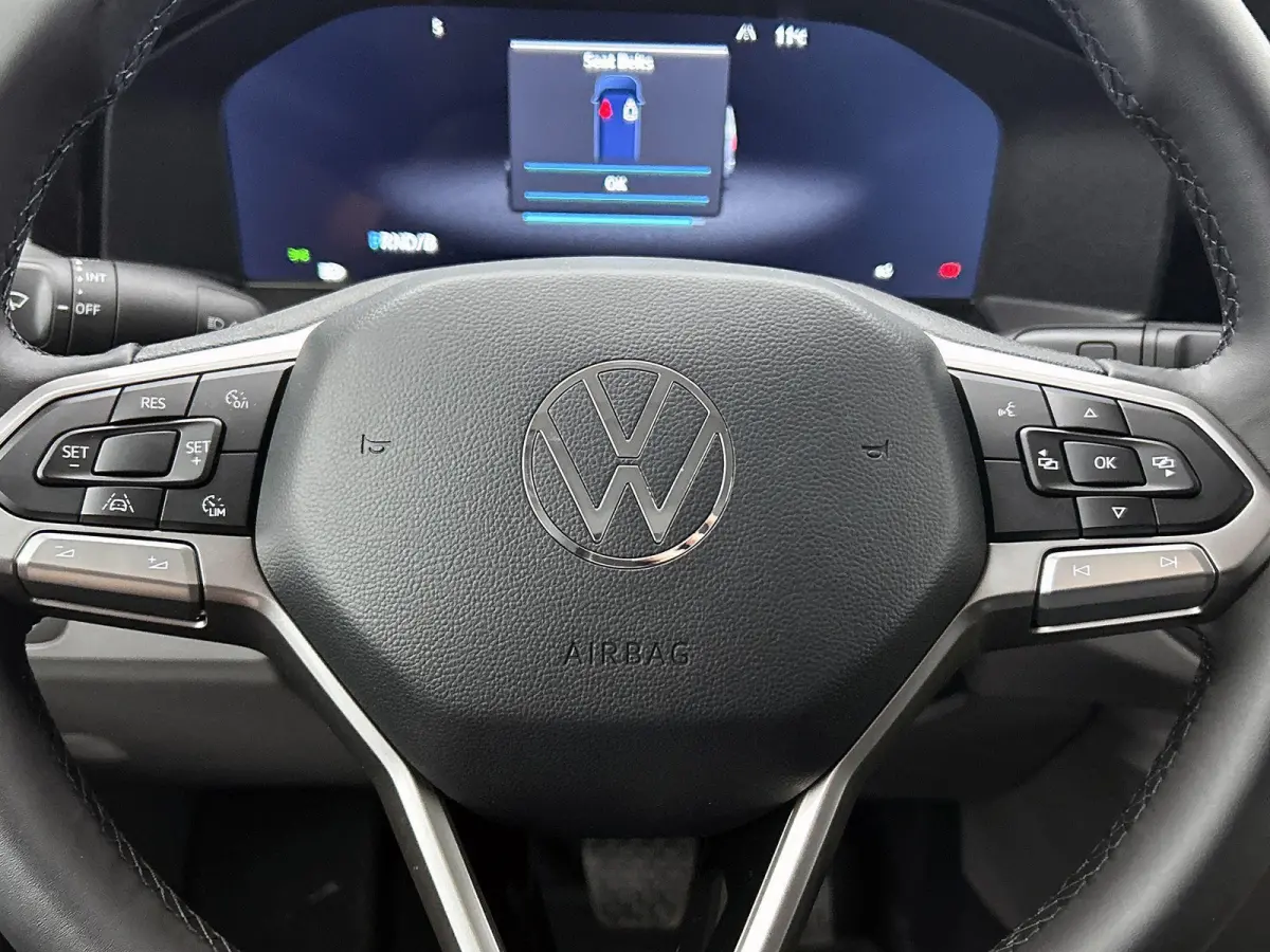 L2H1 Life 64 kWh 136PK | Automaat | Achteruitrijcamera | Parkeernsensoren Voor + Achter | Cruise Control | Lane Assist | Multifunctioneel Stuurwiel | Airco | Apple/Android Carplay | Stoelver