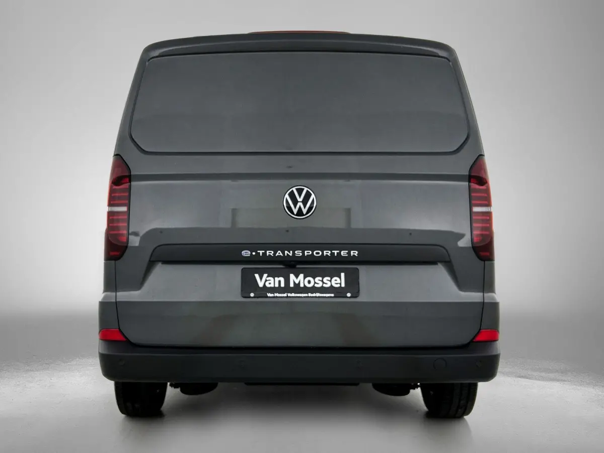 L2H1 Life 64 kWh 136PK | Automaat | Achteruitrijcamera | Parkeernsensoren Voor + Achter | Cruise Control | Lane Assist | Multifunctioneel Stuurwiel | Airco | Apple/Android Carplay | Stoelver