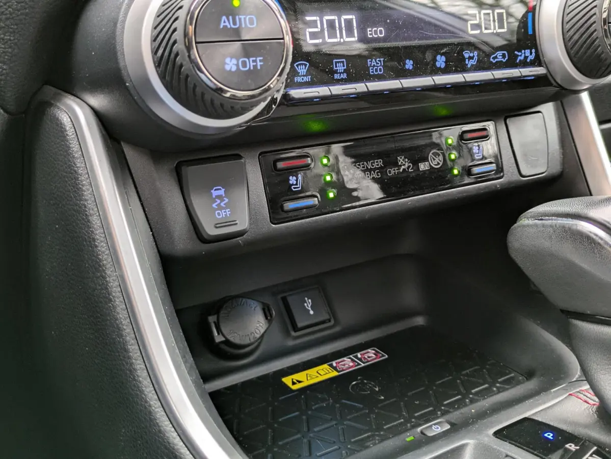 2.5 Plug-in Hybrid AWD Bi-Tone Plus|Panodak|Stoelkoeling/Verwarming|JBL|Memory|Leder|360-Camera|Head-Up