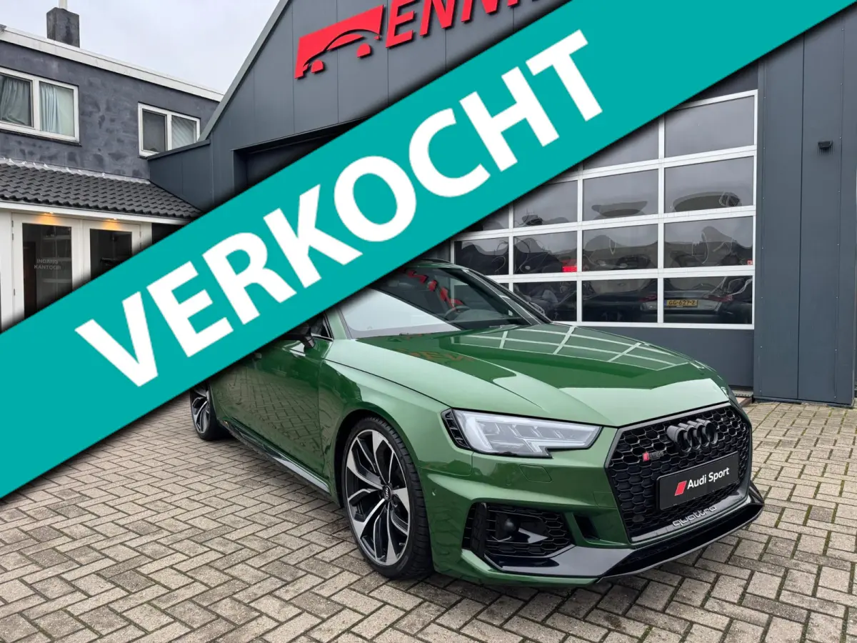 2.9 TFSI RS 4 quattro Exclusive / Pano / 360Cam / Head-Up / Uniek mooie uitvoering !!!.