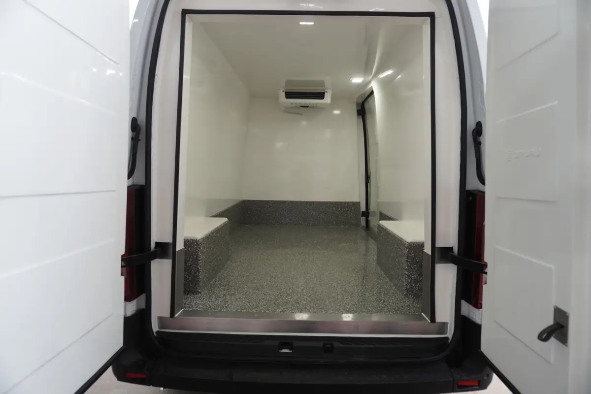 T35 2.0 dCi 170Pk L3H2 Extra KOELWAGEN Nr. V162 | Airco | Cruise | Camera | Zanotti koeling 0 graden