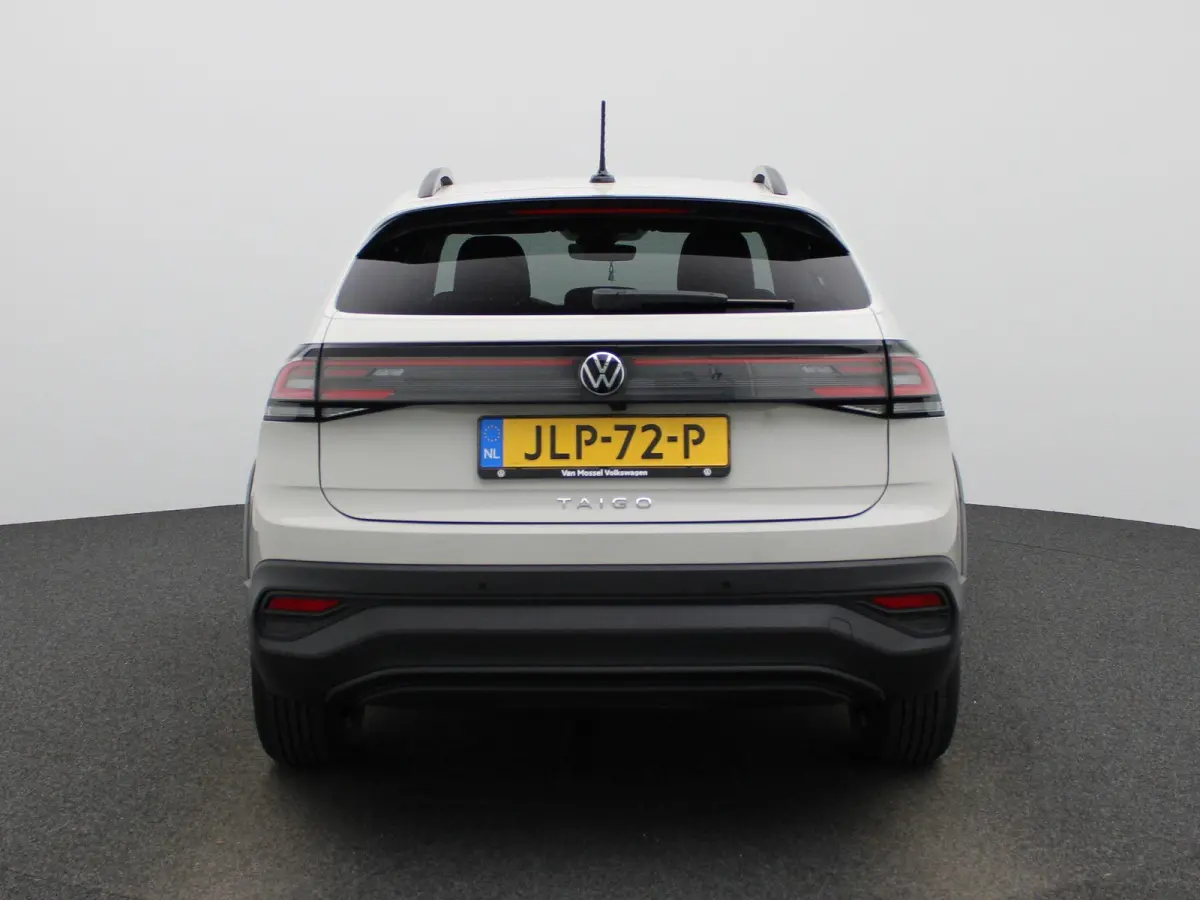 1.0 TSI Life Edition 116 PK Automaat | Apple Carplay draadloos | Parkeersensoren | Camera | 17" Lichtmetalen velgen | LED koplampen | Android Auto draadloos | Keyless access | Ruiten getint 