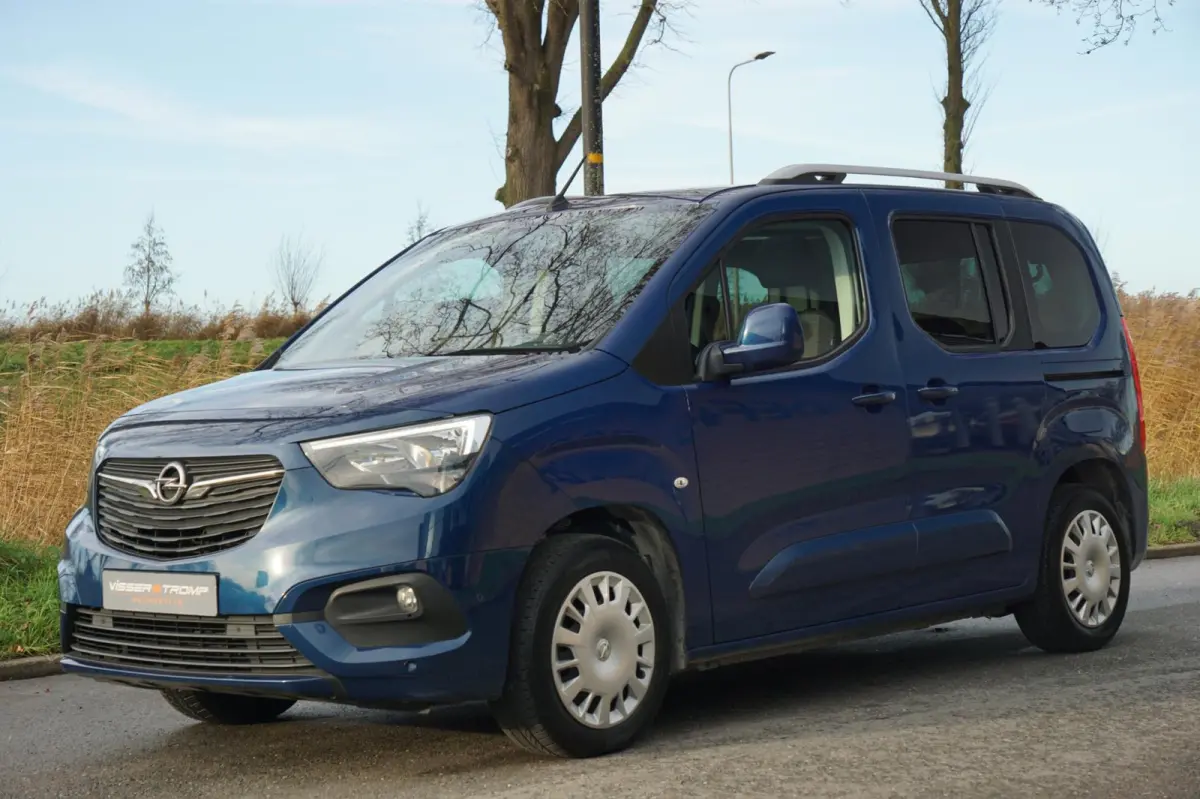 1.2 Turbo 130pk Edition Automaat - Night Blue - Nav/Carplay/Trkhk
