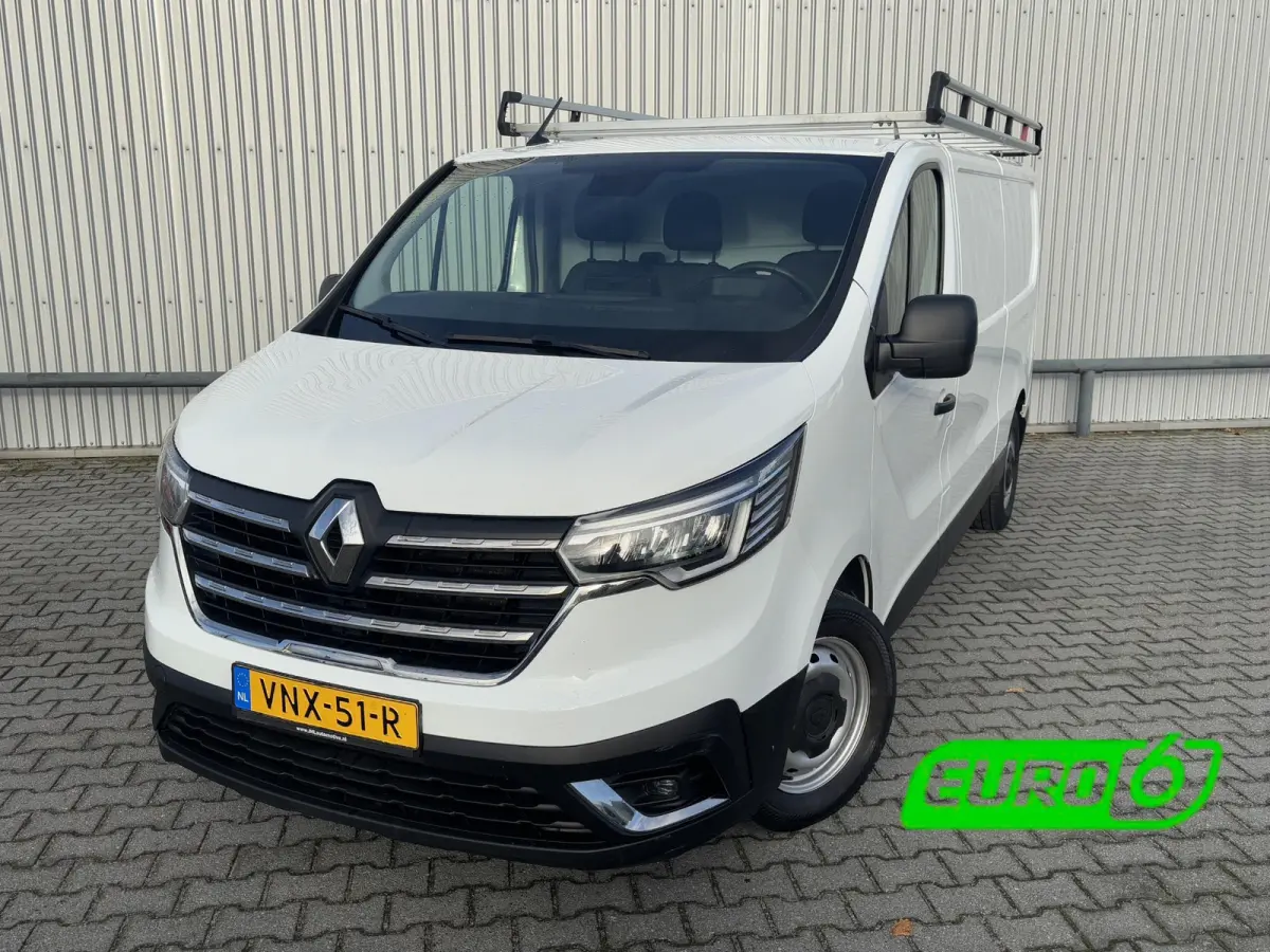 2.0 dCi 110 T30 L2H1*A/C*CRUISE*NAV*HAAK*3PERS*TEL