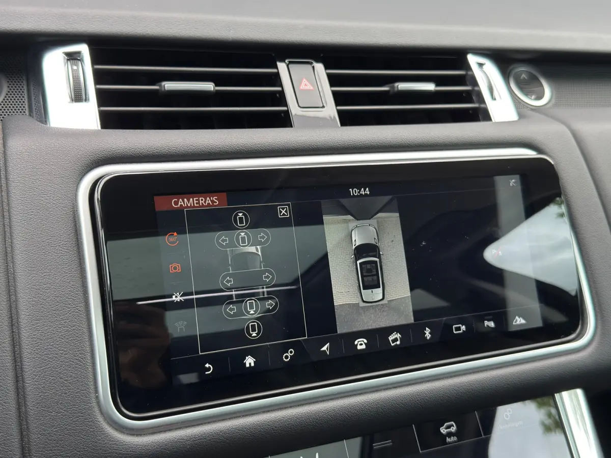 P400e Autobiography BTW / Dynamic / Luchtvering / 360 Camera / Schuifdak / Black