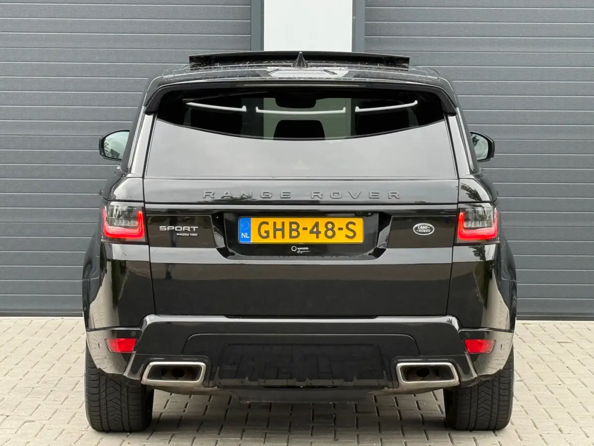 P400e Autobiography BTW / Dynamic / Luchtvering / 360 Camera / Schuifdak / Black