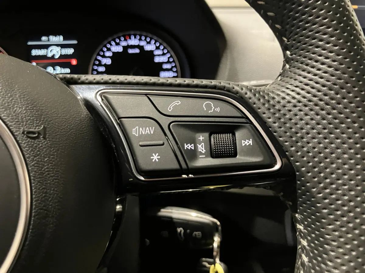 35 TFSI S Edition 150 PK Airco | Automaat | S-Line Edition | Trekhaak | Elektrische Achterklep | Navigatie | Parkeersensoren Achter | Sportstuur | LED Verlichting | Cruise Control | Bluetoot