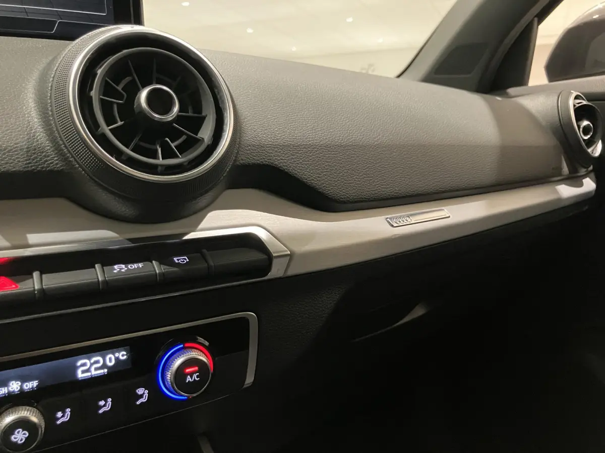 35 TFSI S Edition 150 PK Airco | Automaat | S-Line Edition | Trekhaak | Elektrische Achterklep | Navigatie | Parkeersensoren Achter | Sportstuur | LED Verlichting | Cruise Control | Bluetoot