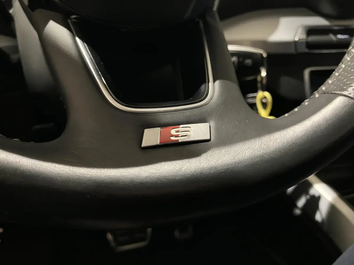35 TFSI S Edition 150 PK Airco | Automaat | S-Line Edition | Trekhaak | Elektrische Achterklep | Navigatie | Parkeersensoren Achter | Sportstuur | LED Verlichting | Cruise Control | Bluetoot