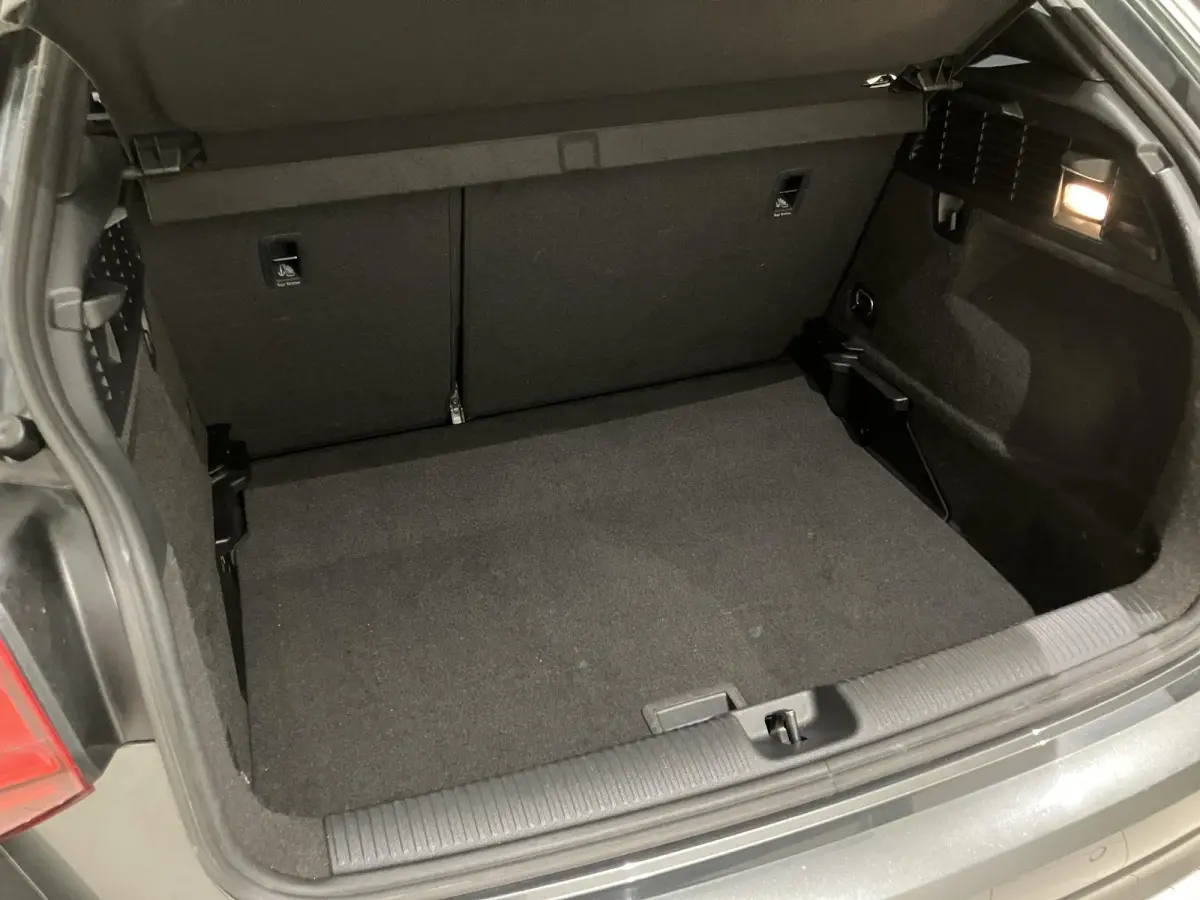 35 TFSI S Edition 150 PK Airco | Automaat | S-Line Edition | Trekhaak | Elektrische Achterklep | Navigatie | Parkeersensoren Achter | Sportstuur | LED Verlichting | Cruise Control | Bluetoot