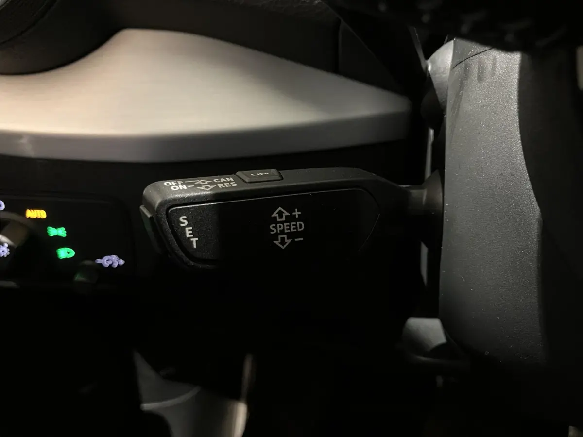 35 TFSI S Edition 150 PK Airco | Automaat | S-Line Edition | Trekhaak | Elektrische Achterklep | Navigatie | Parkeersensoren Achter | Sportstuur | LED Verlichting | Cruise Control | Bluetoot